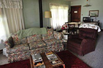 Lazy T Ranch Guest House Manhattan Kültér fotó